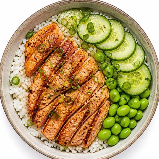 A salmon bowl as inspiration for a meal-prep video